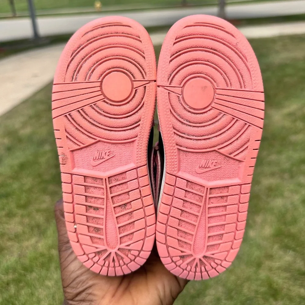 Nike Air Jordan 1 Mid Athletic Shoes Toddler Size 10 Coral Chalk Pink Sneakers